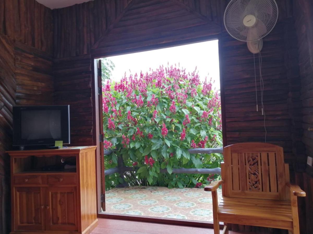 Indah Garden Hill Resort Phetchabun Extérieur photo