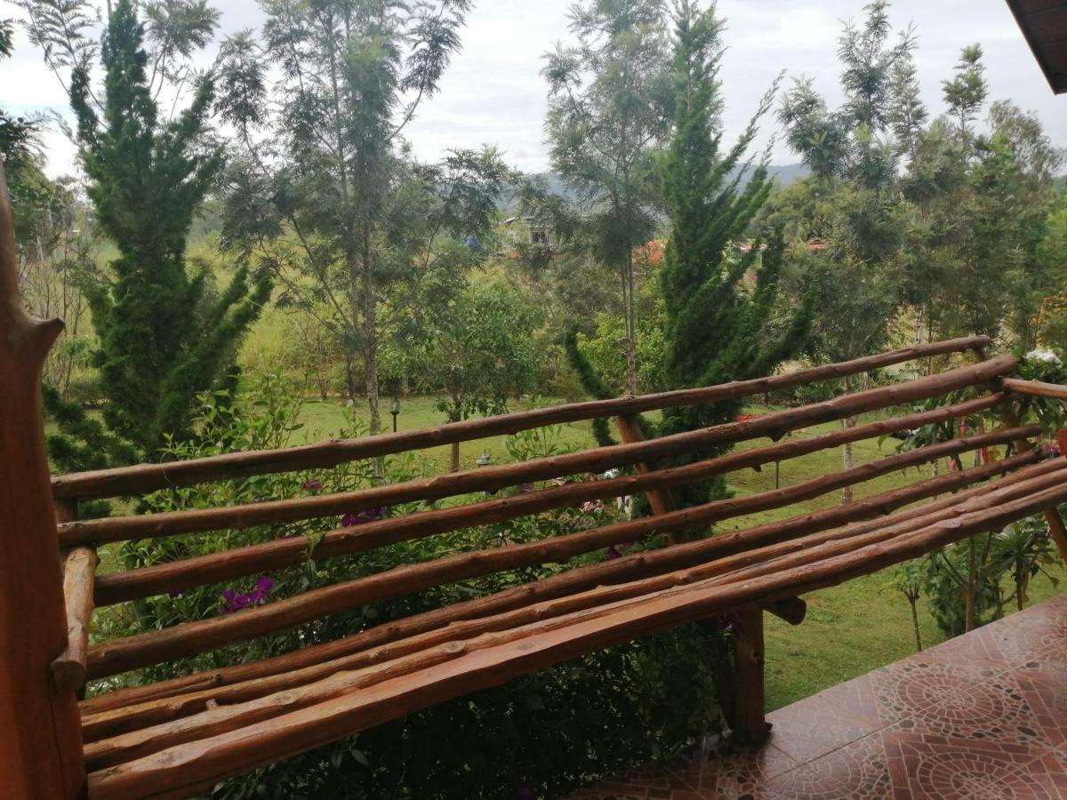 Indah Garden Hill Resort Phetchabun Extérieur photo
