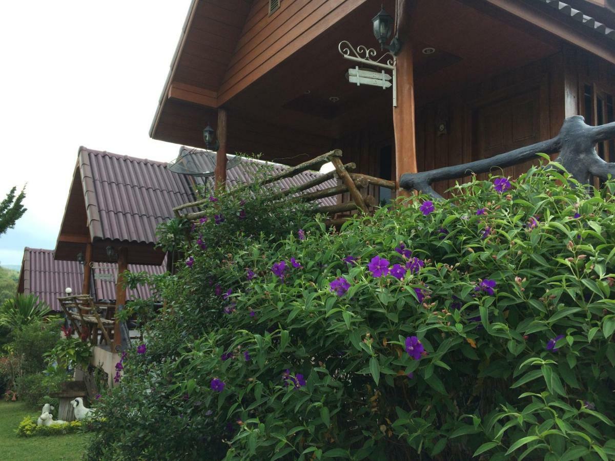 Indah Garden Hill Resort Phetchabun Extérieur photo