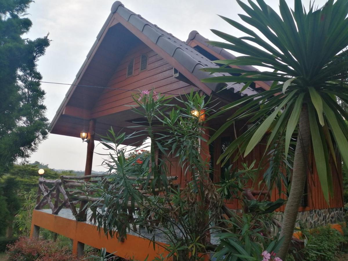 Indah Garden Hill Resort Phetchabun Extérieur photo