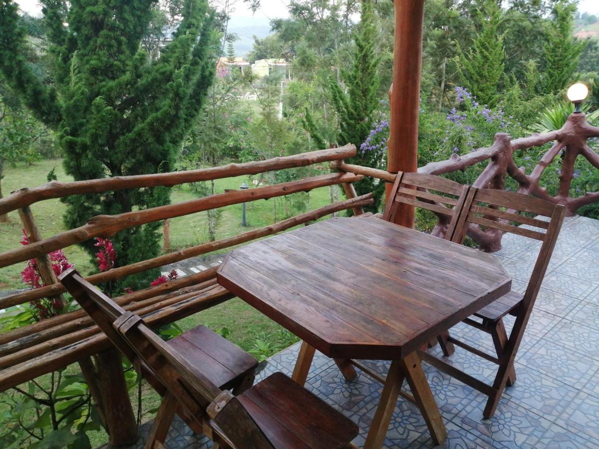 Indah Garden Hill Resort Phetchabun Extérieur photo