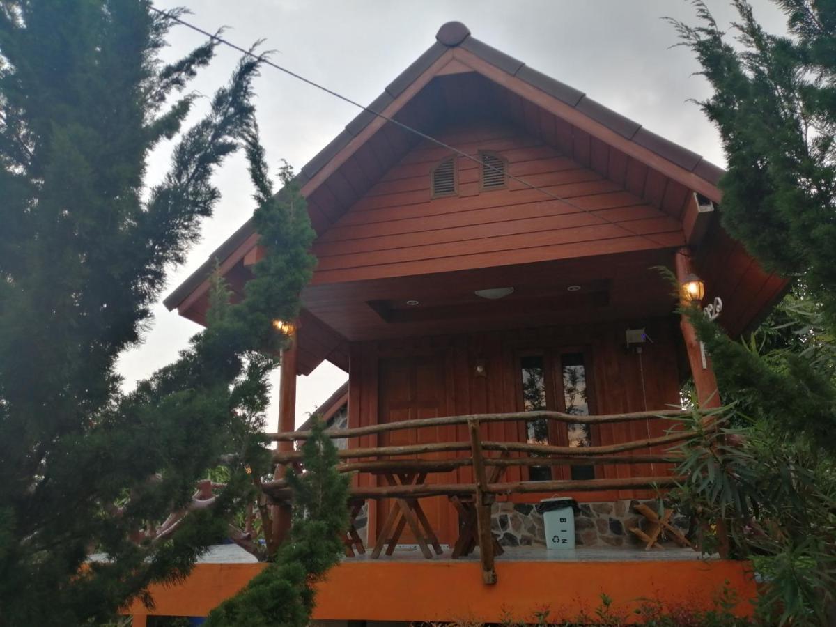 Indah Garden Hill Resort Phetchabun Extérieur photo